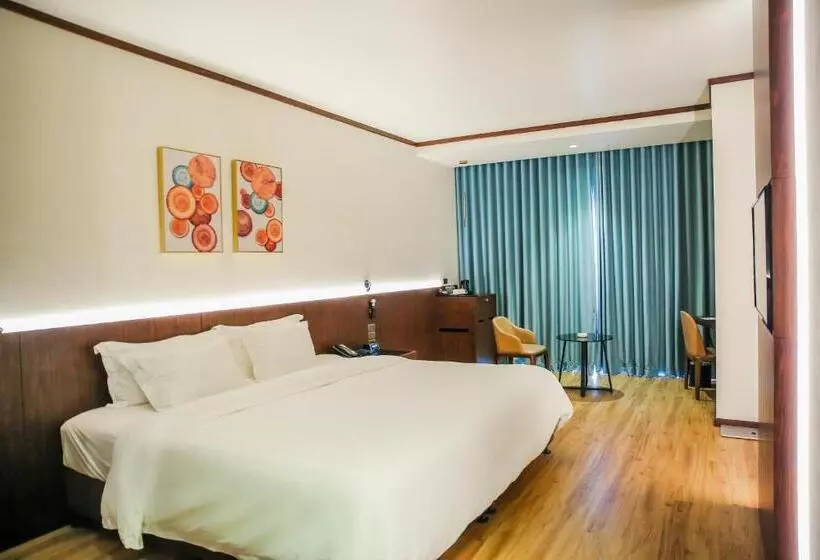 Superior-huone King-vuode, Wyndham Legend Halong