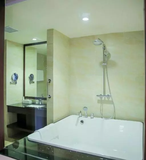 Superior-huone King-vuode, Wyndham Legend Halong