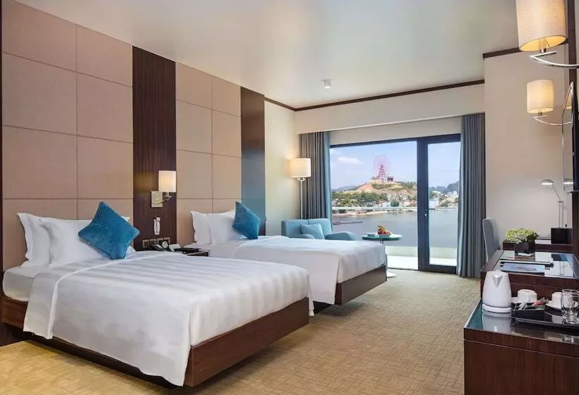 Deluxe-huone, Wyndham Legend Halong