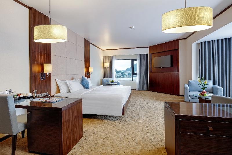سوییت جونیور, Wyndham Legend Halong