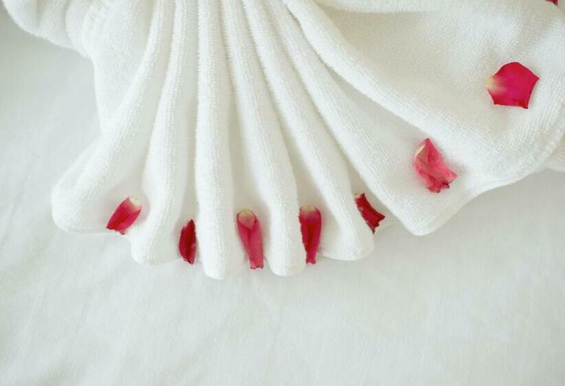 غرفة ديلوكس سرير كينج, Kempinski Al Othman Hotel Al Khobar