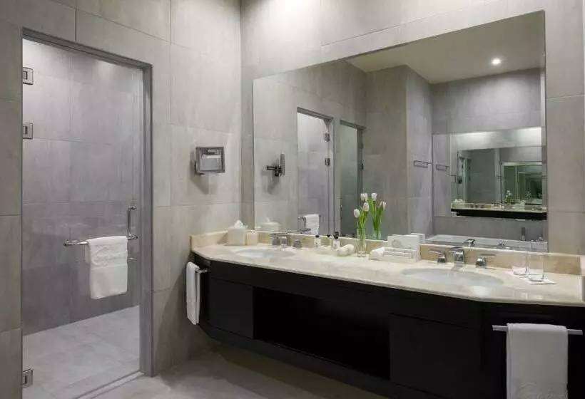 ２ベッドルームデラックスアパートメント, Kempinski Al Othman Hotel Al Khobar