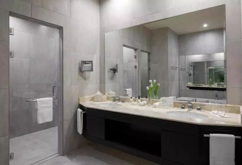 ２ベッドルーム家族用アパートメント, Kempinski Al Othman Hotel Al Khobar