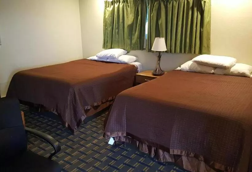 ２ダブルベッドのスタンダードルーム, Budget Inn Tonawanda