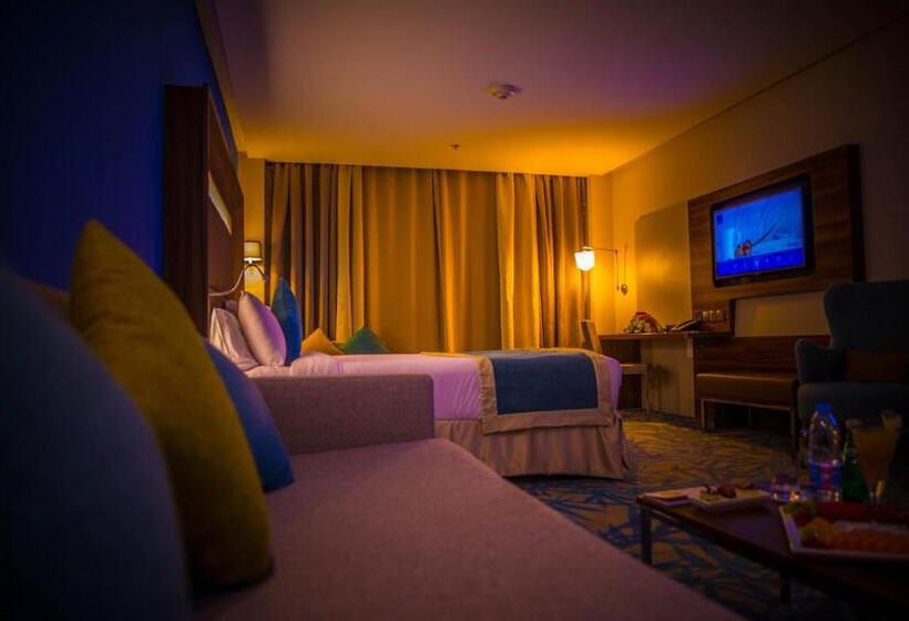 جناح جونيور مطل على المدينة, Novotel Yanbu Albahr