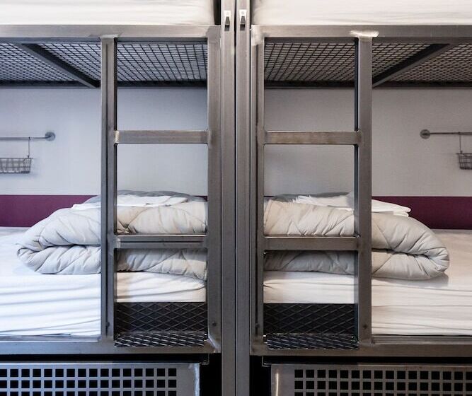 اتاق استاندارد سه نفره, Ostello Bello Milano Duomo