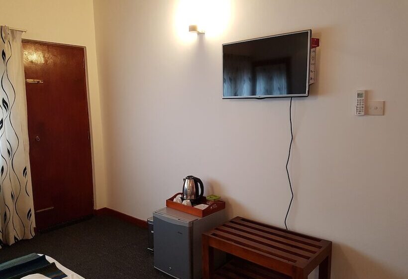 Habitació Triple Deluxe, Villa107