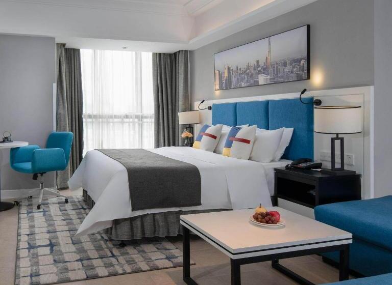 Номер Deluxe, Park Inn By Radisson Beihai Silver Beach Wanda Plaza