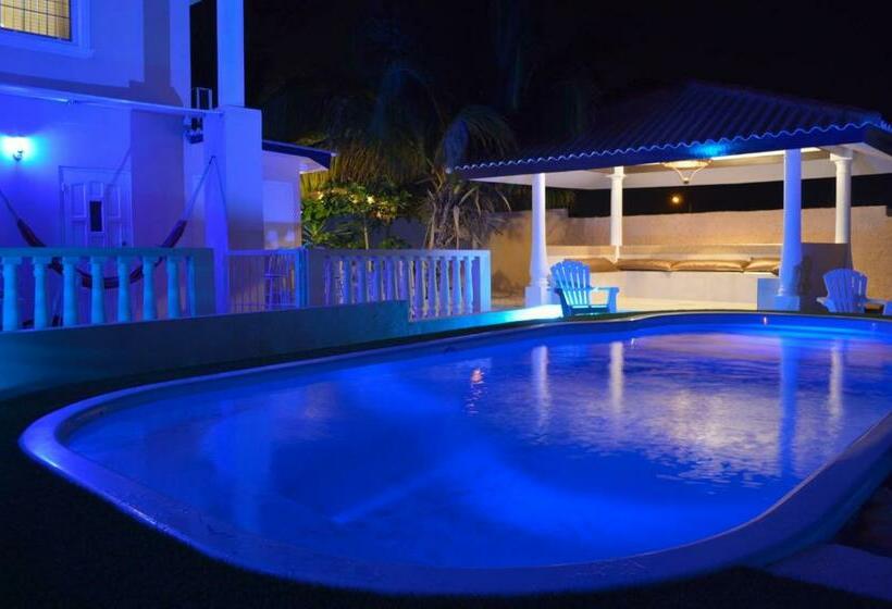 اتاق استاندارد با چشمانداز استخر, Adonai Hotel Boutique