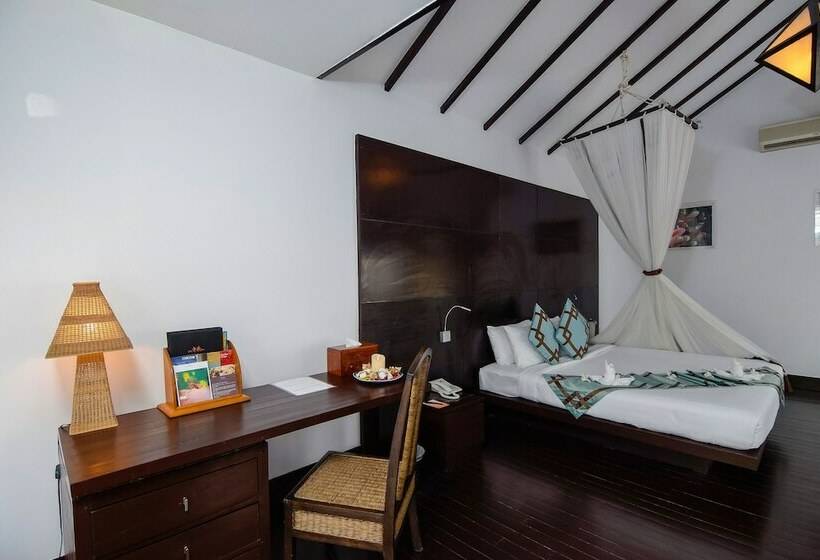 اتاق لوکس, Bay Of Bengal Resort