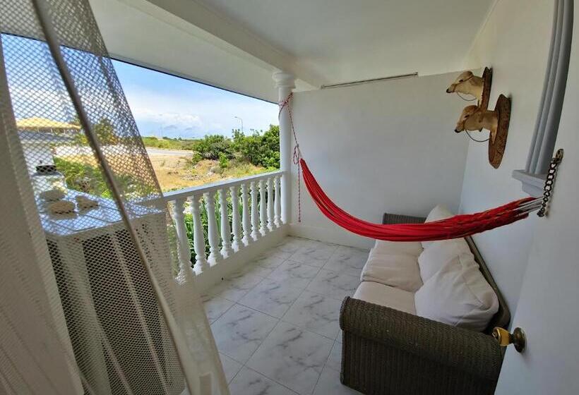 سوییت, Adonai Hotel Boutique