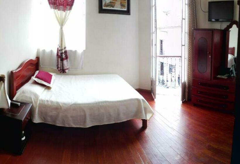 Номер Стандарт Трехместный, Alcayata Colonial