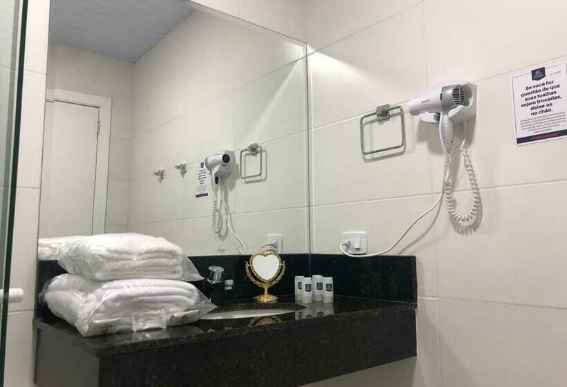 高级大房间, Brasilia Curitiba