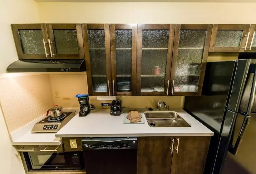 スタンダードスタジオ, Candlewood Suites   Fairbanks, An Ihg