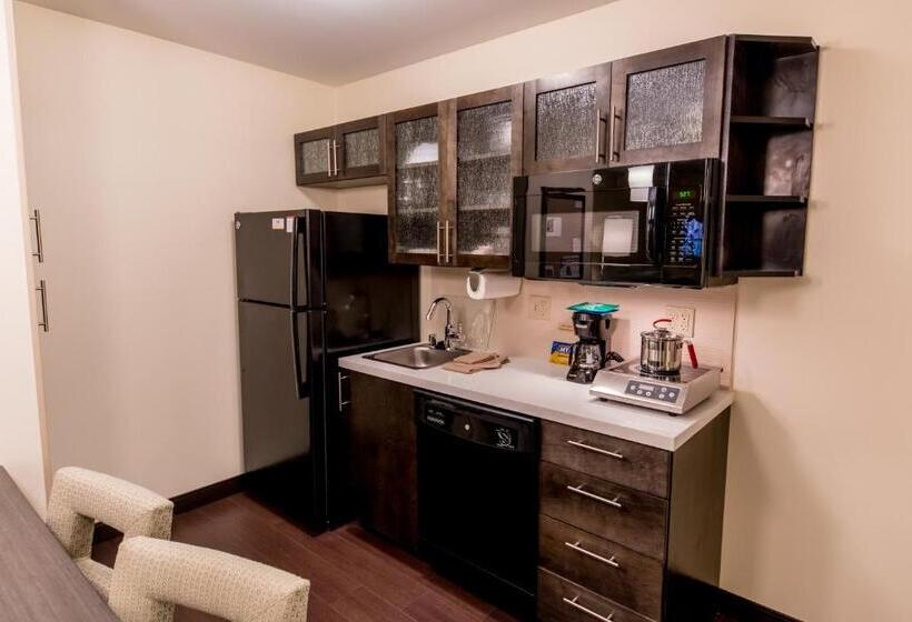 غرفة قياسية لذوى الاحتياجات الخاصة, Candlewood Suites   Fairbanks, An Ihg