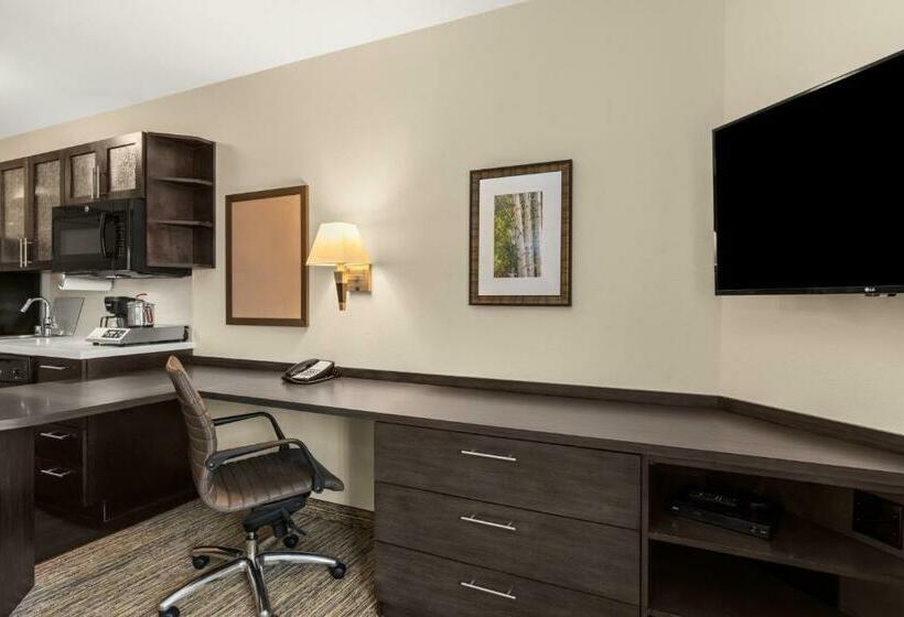 Студия Стандарт, Candlewood Suites   Fairbanks, An Ihg