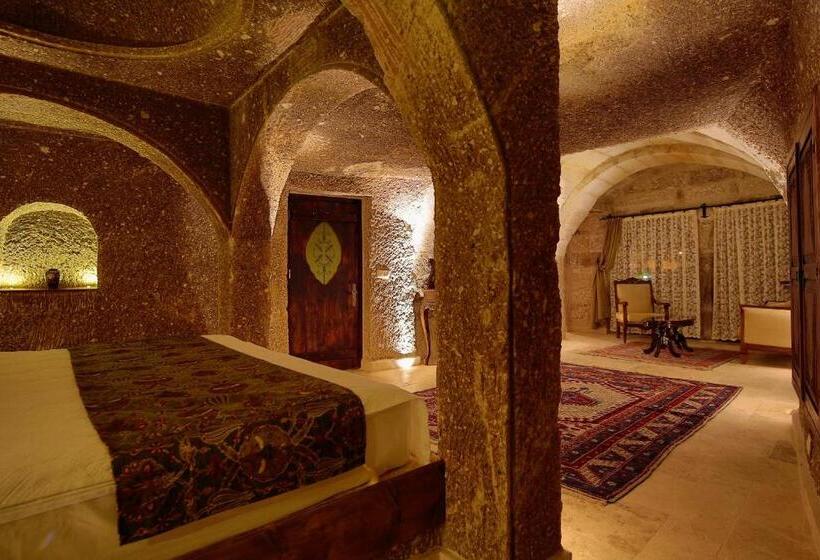 سوئیت با تخت بزرگ, Erenbey Cave