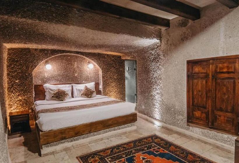 اتاق سوپریور با چشم‌انداز, Erenbey Cave