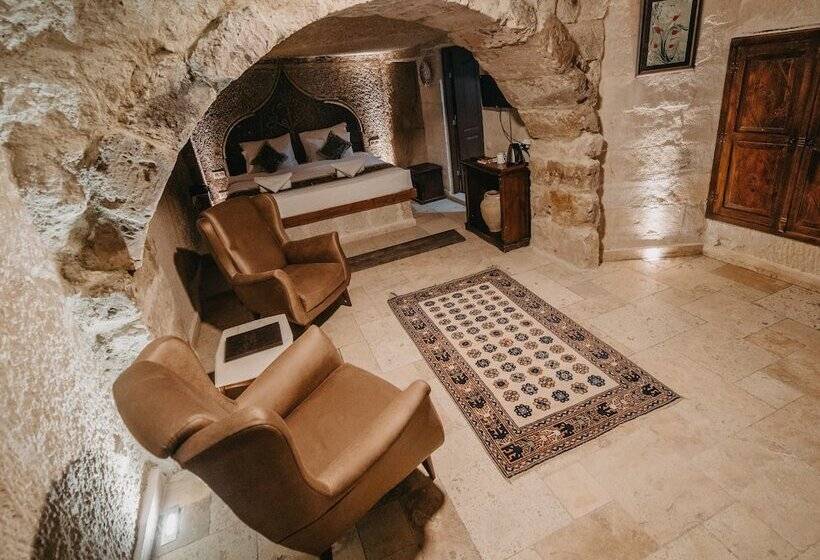 اتاق لوکس, Erenbey Cave