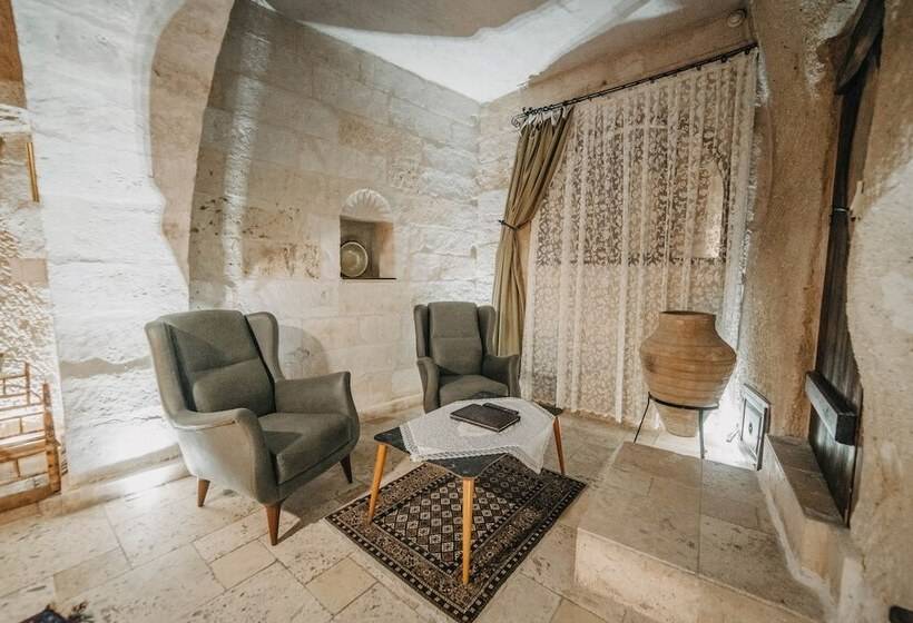 اتاق سوپریور, Erenbey Cave