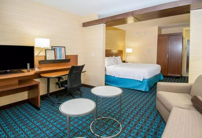 キングサイズベッドのスイートルーム, Fairfield Inn & Suites By Marriott Dallas Plano North