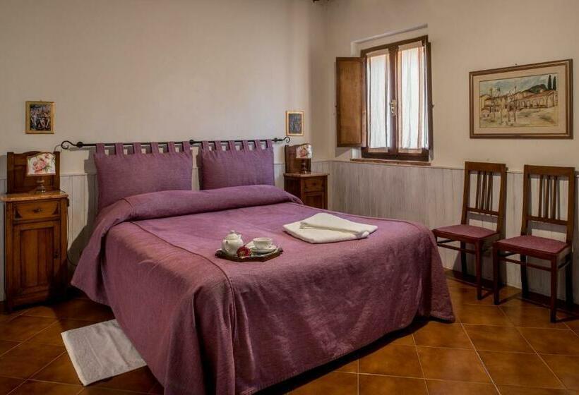 דירת חדר, Fattoria Del Colle