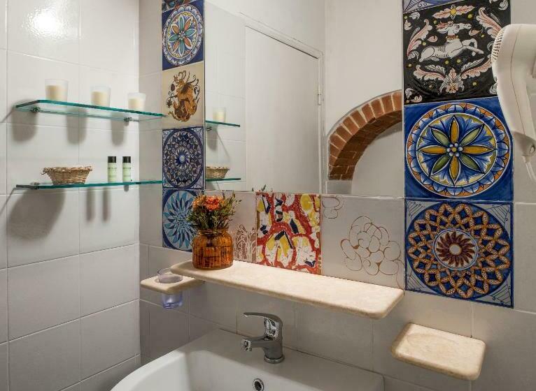 דירת חדר, Fattoria Del Colle