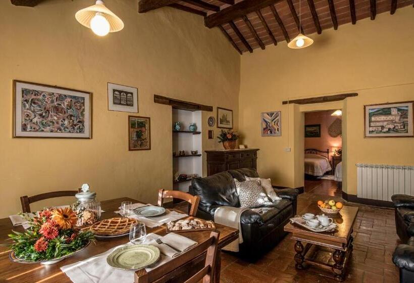 דירת שלושה חדרים, Fattoria Del Colle