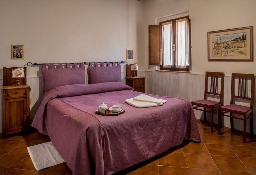 דירת חדר, Fattoria Del Colle