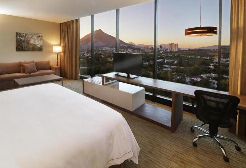 سوئیت با تخت بزرگ, Holiday Inn Express & Suites Monterrey Valle, An Ihg