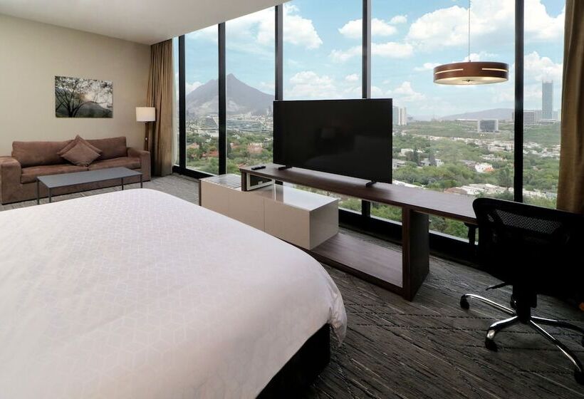 سوییت, Holiday Inn Express & Suites Monterrey Valle, An Ihg