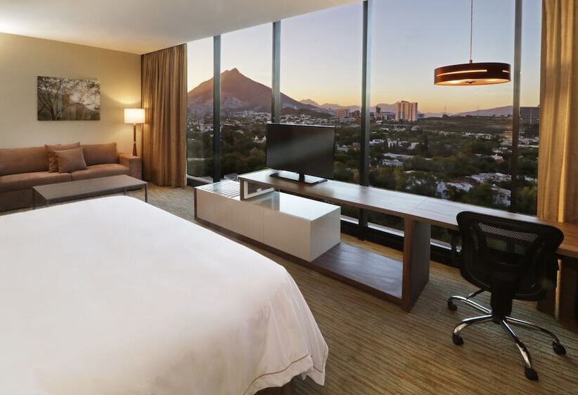 스위트, Holiday Inn Express & Suites Monterrey Valle, An Ihg