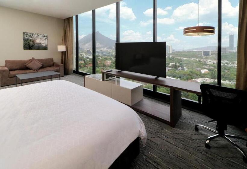 스위트 킹사이즈 침대, Holiday Inn Express & Suites Monterrey Valle, An Ihg