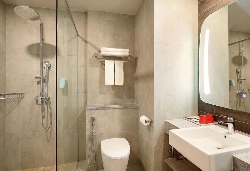 Quarto Familiar, Ibis Melaka