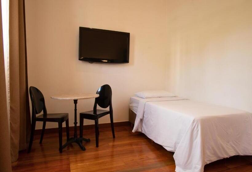 اتاق راحتی, Kastel Grao Para