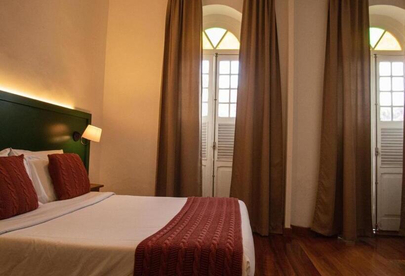 اتاق راحتی, Kastel Grao Para