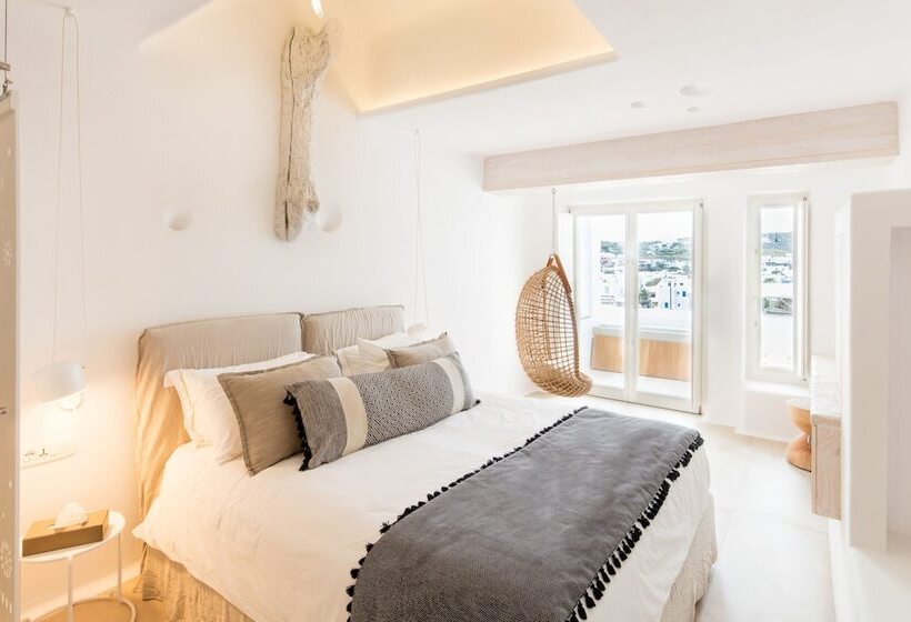 Номер Deluxe с Гидромассажем, Kove Mykonos   A Myconian Collection