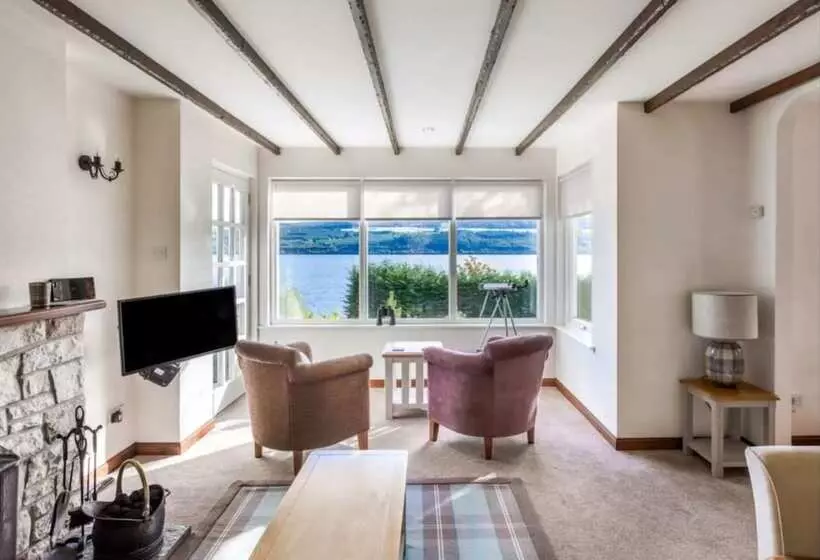 １ベッドルームハウス, Loch Ness Lodge