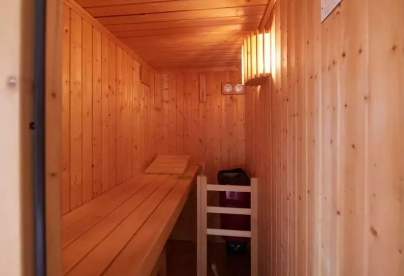 １ベッドルームハウス, Loch Ness Lodge