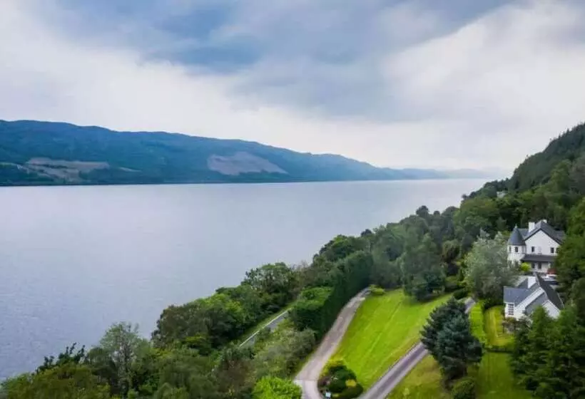 ２ベッドルームハウス, Loch Ness Lodge