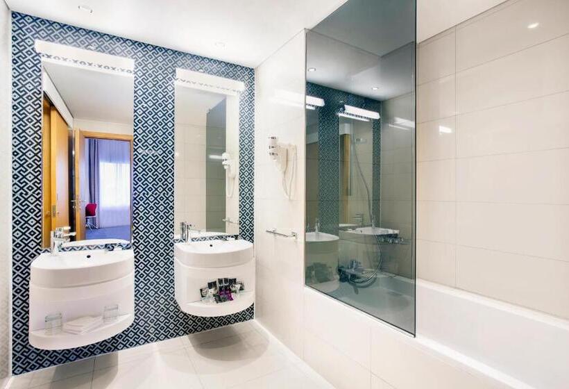 اتاق لوکس, Mercure Sohar