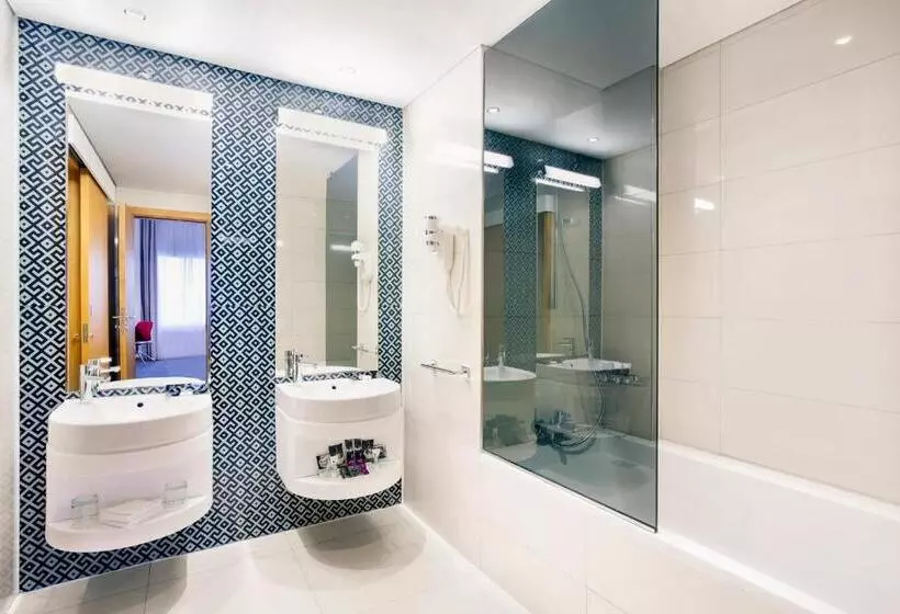 اتاق لوکس, Mercure Sohar