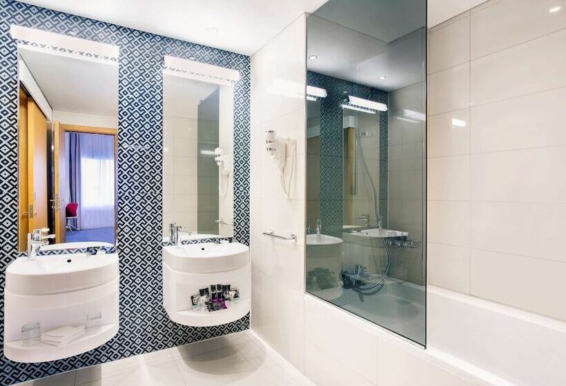 اتاق پرستیژ, Mercure Sohar