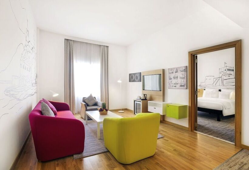 سوییت اجرایی, Mercure Sohar