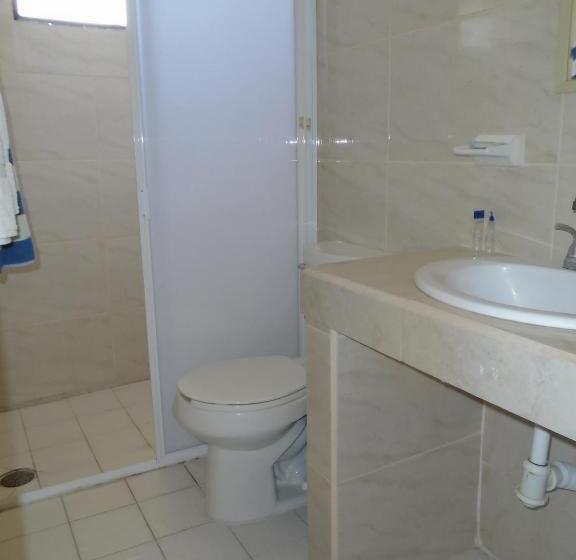 غرفة ديلوكس مطلّة علي البحر مزوَّدة بشُرفة, Oasis Cuyutlan