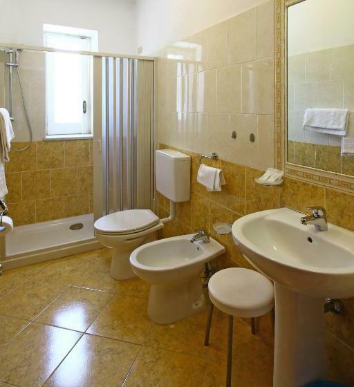 스탠다드 트리플 룸, Park Calitto