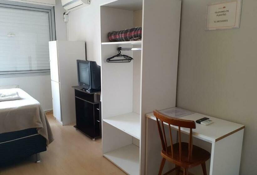 חדר סטנדרטי לארבעה עם חדר אמבטיה משותף, Pousada Terra Sul