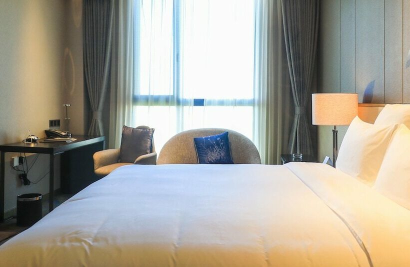 Номер Superior Вид на Город, Pullman Nanchang Sunac