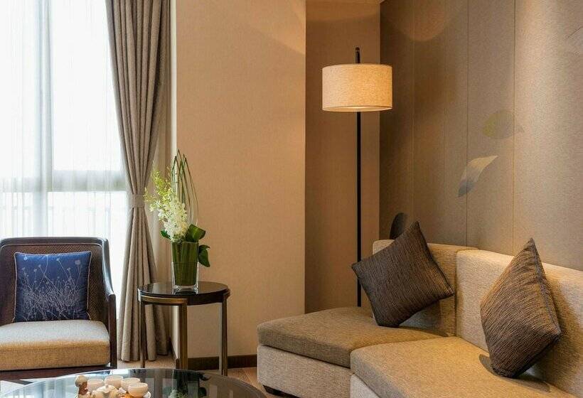 Люкс Повышенной Комфортности, Pullman Nanchang Sunac