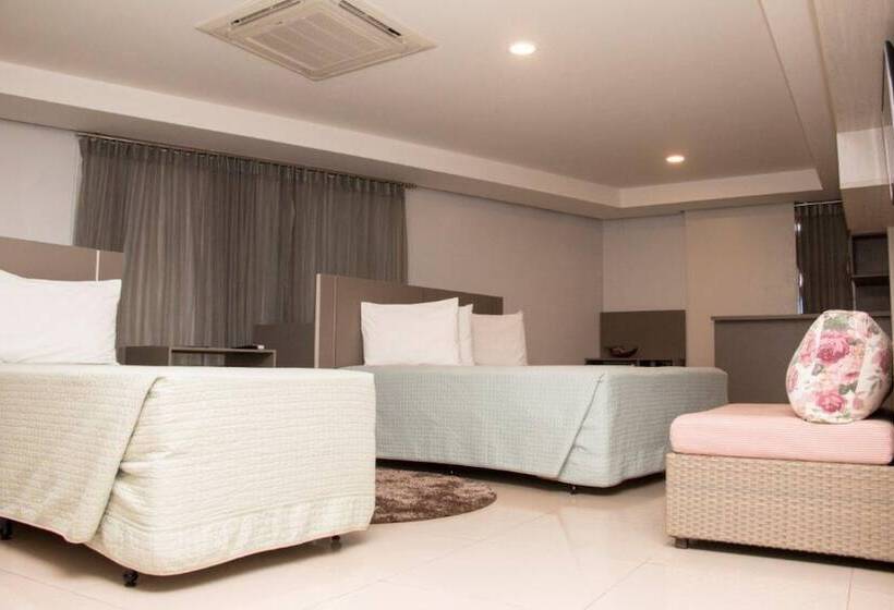 디럭스 룸, Pumma Business